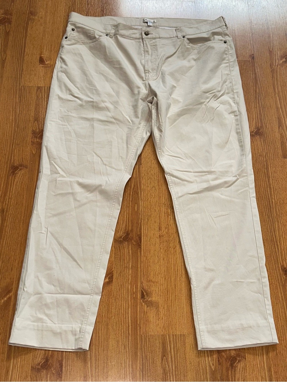 Peter Millar Men's Khaki Chino Pants in Light Beige